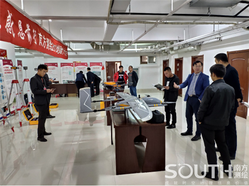 ̫������tyc4633